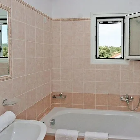 Apartment Lefko - *